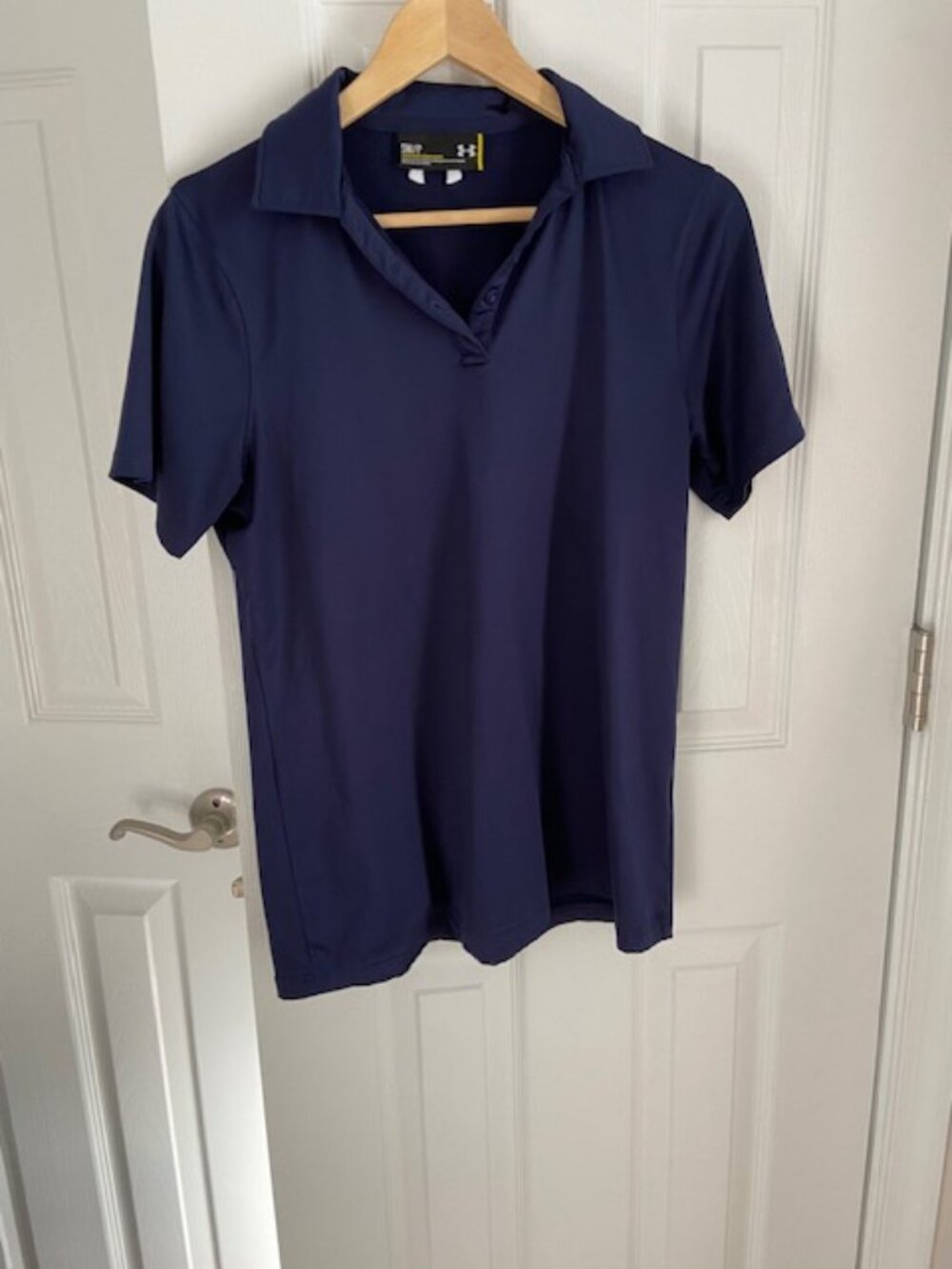 Under Armour Polo Shirt Womens Small Loose Navy Blue